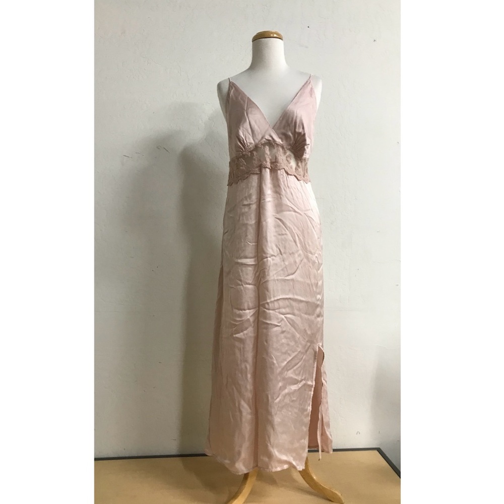 Angela Moda Silk Blend Lace Nightgown